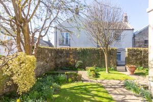 Photo 8- click for photo gallery